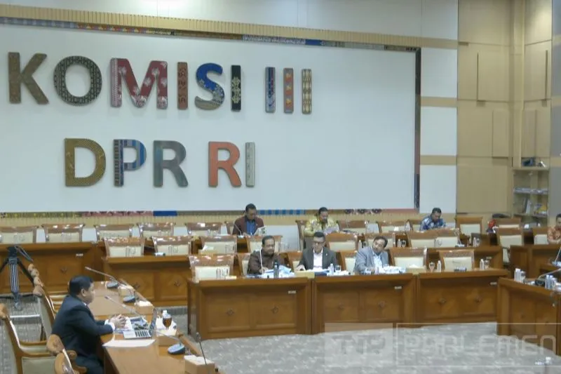 Komisi III DPR RI menggelar uji kelayakan dan kepatutan calon hakim agung 