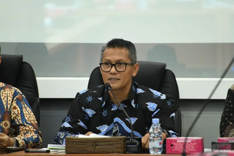 Juru Bicara Kementerian Perindustrian, Febri Hendri Antoni Arif