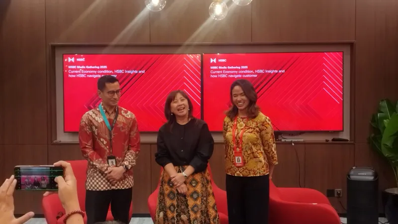 International Wealth and Personal Banking Director HSBC Indonesia, Lanny Hendra 