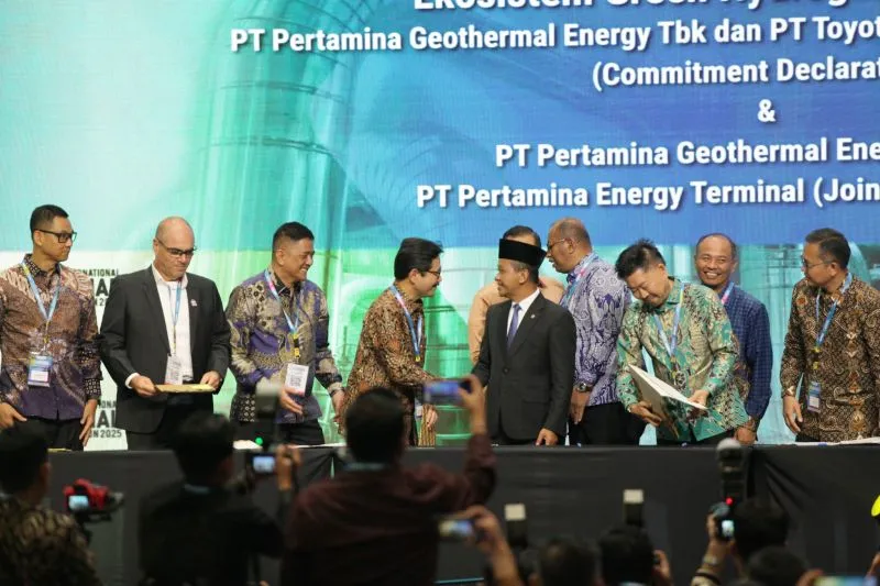 PT Sarana Multi Infrastruktur (Persero) menandatangani PKS dengan PT Ormat Geothermal Indonesia 