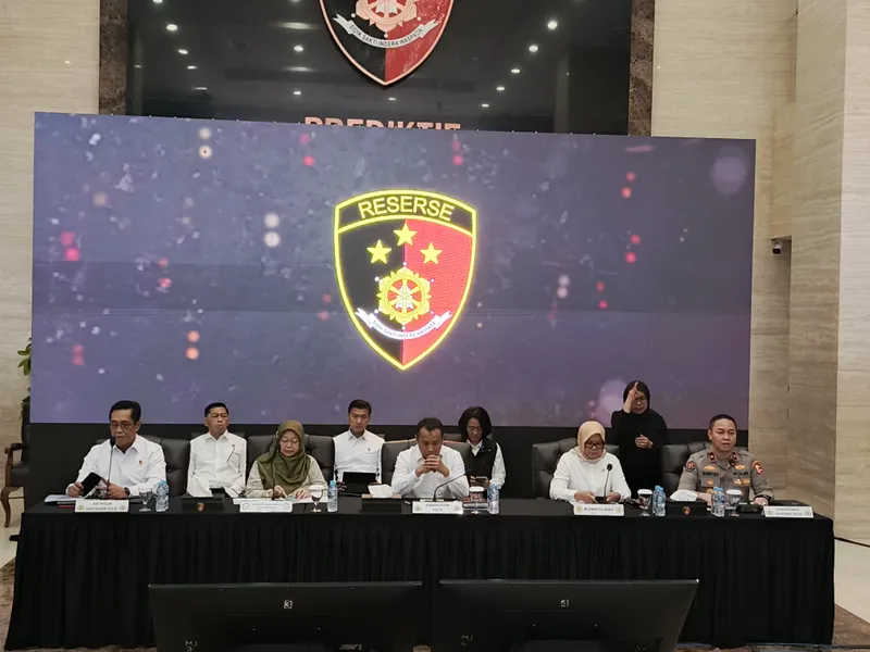 Polri menetapkan 959 orang sebagai tersangka terkait aksi kerusuhan demonstrasi agustus 2025