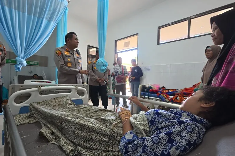 siswa-siswi SMP Negeri 2 Taopa keracunan makanan Makan Bergizi Gratis (MBG)