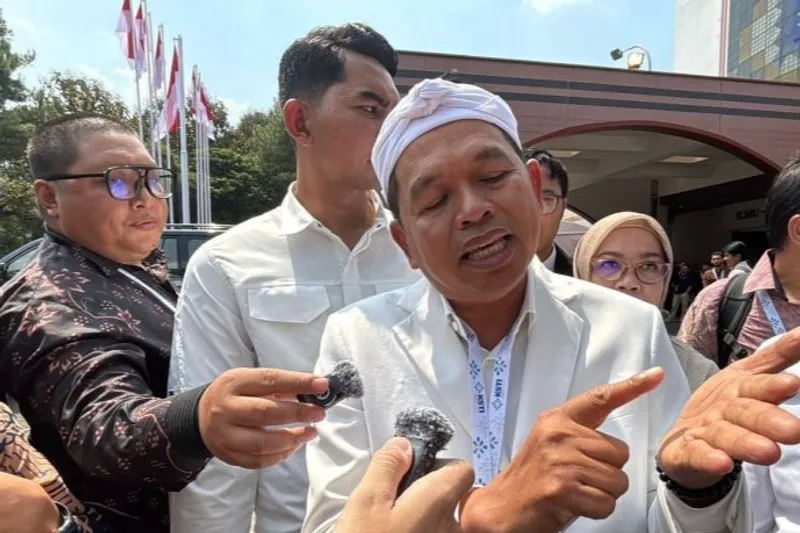 Gubernur Jawa Barat Dedi Mulyadi 