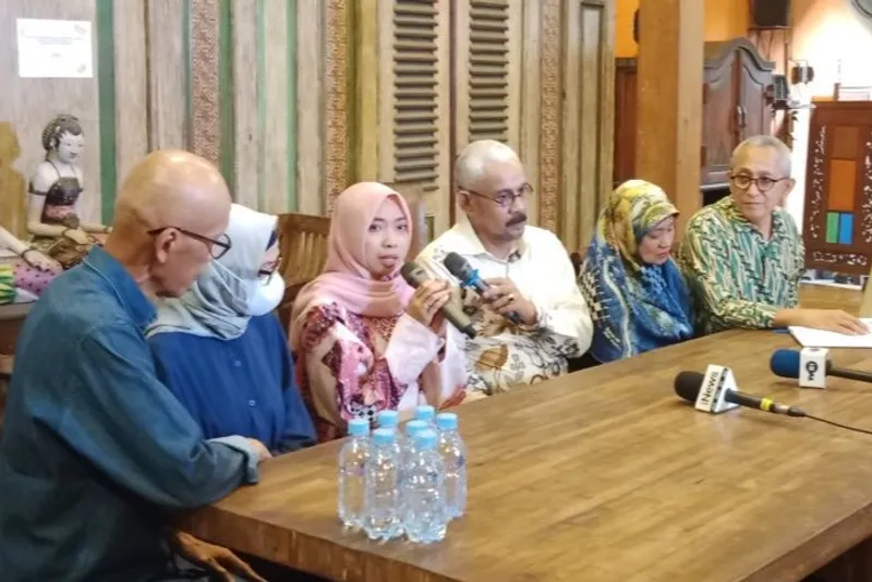 Istri diplomat muda Kemenlu RI Arya Daru Pangayunan, Meta Ayu Puspitantri 