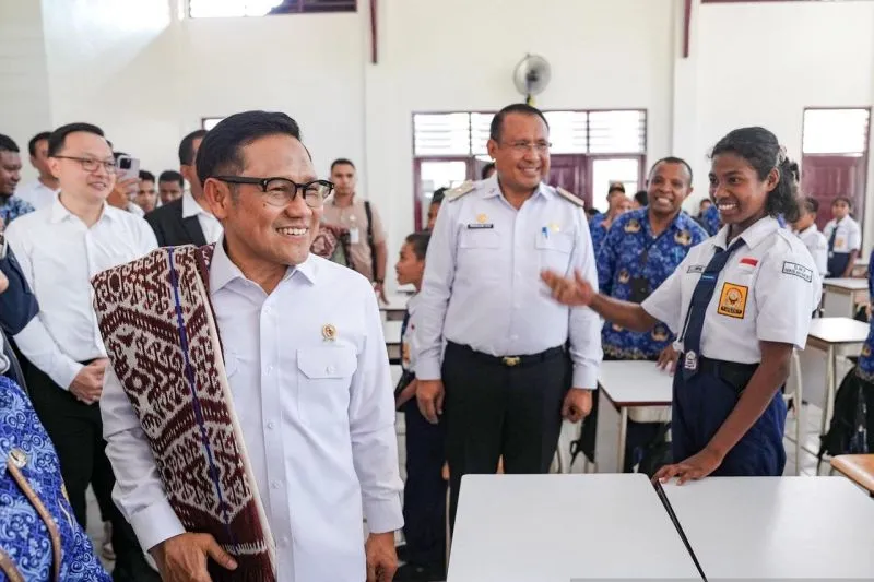 Menteri Koordinator Bidang Pemberdayaan Masyarakat Abdul Muhaimin Iskandar 