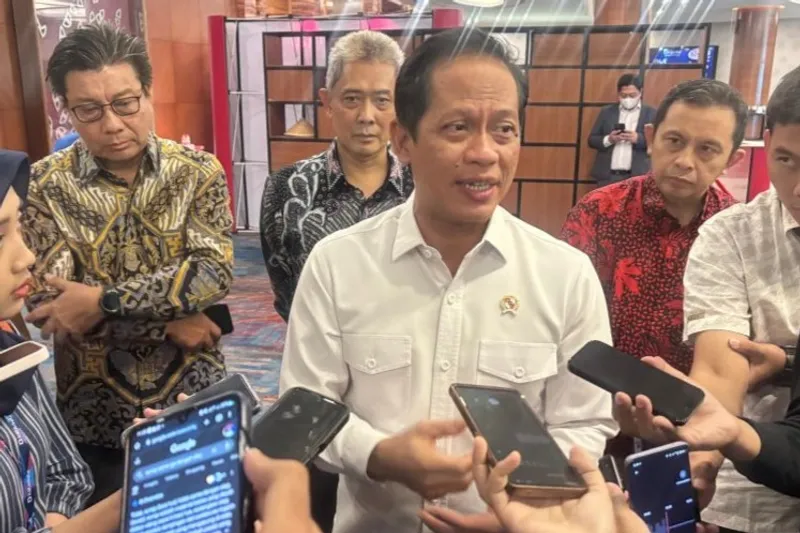 Menteri LH/Kepala BPLH Hanif Faisol Nurofiq 