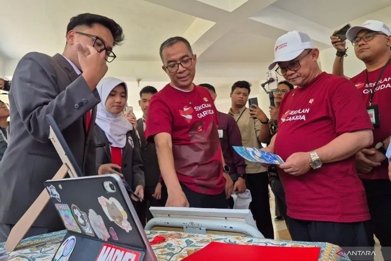 Menteri Pendidikan Tinggi, Sains, dan Teknologi (Mendiktisaintek) Brian Yuliarto