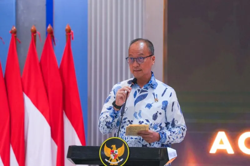 Menteri Perindustrian Agus Gumiwang Kartasasmita