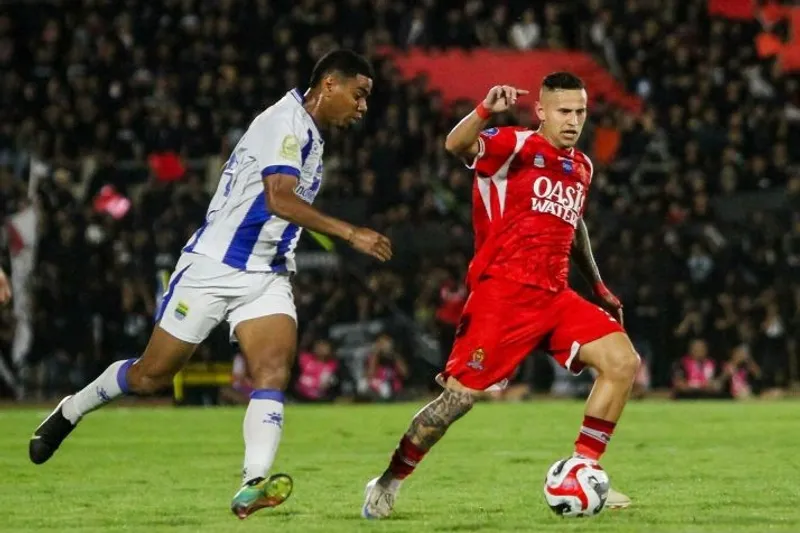 Pesepak bola Persib Bandung Uiliam Barros Pereira
