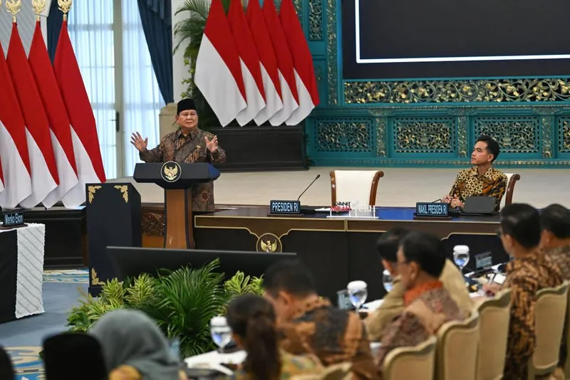 antarafoto-sidang-kabinet-paripurna-setahun-prabowo-gibran-1760959412-1