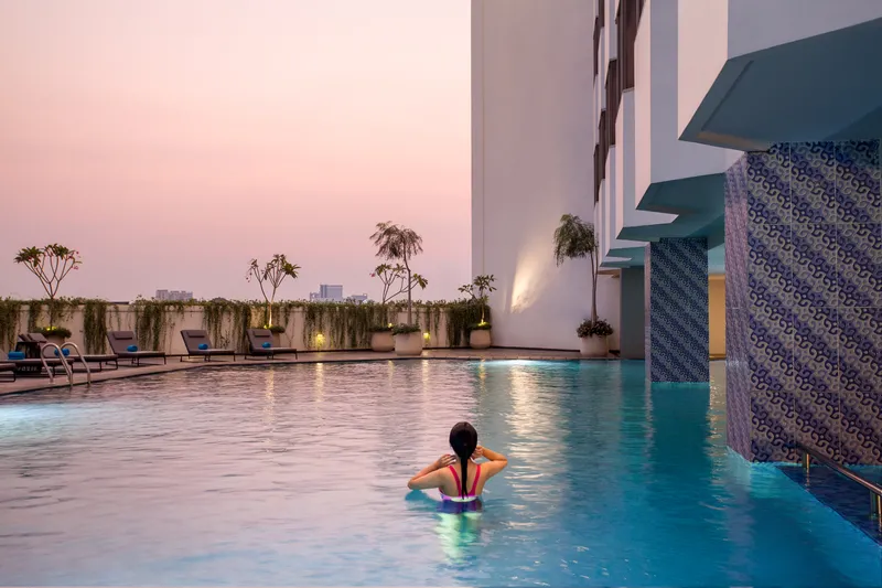 Swimming Pool (3)
