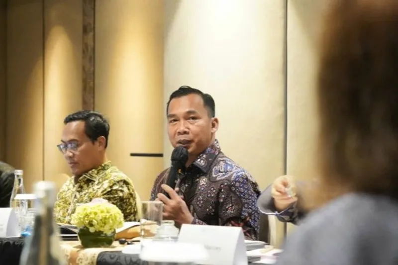 Mendukbangga/Kepala BKKBN Wihaji