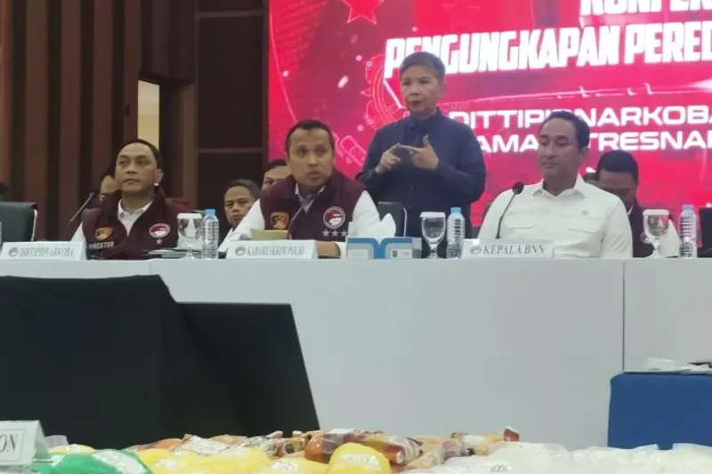 Kepala Bareskrim (Kabareskrim) Polri Komjen Pol. Syahardiantono