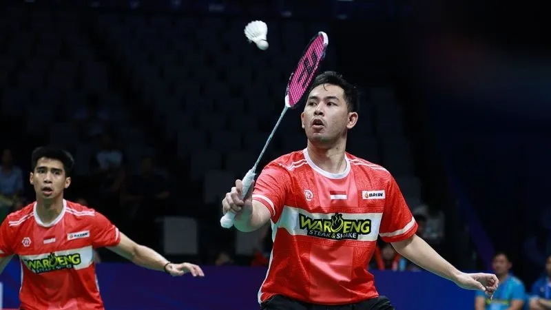 Pebulu tangkis ganda putra Indonesia Sabar Karyaman Gutama/Moh Reza Pahlevi 