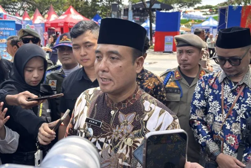 Wakil Wali Kota Bandung Erwin 