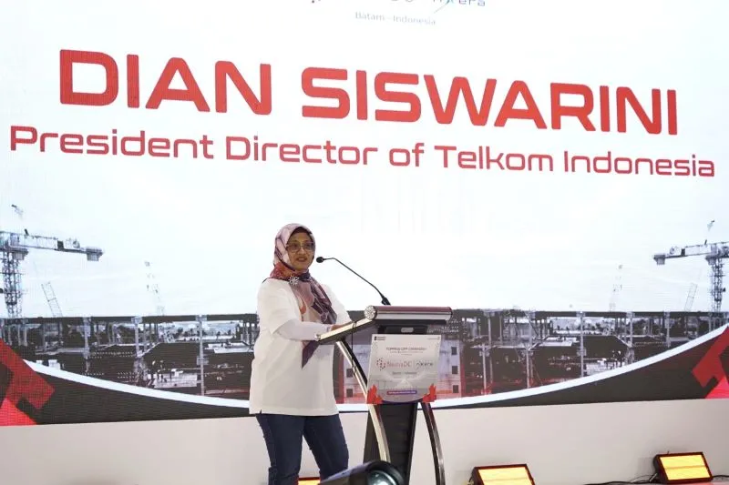 Direktur Utama Telkom Dian Siswarini
