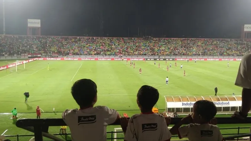 pertandingan Bali United melawan Persib Bandung