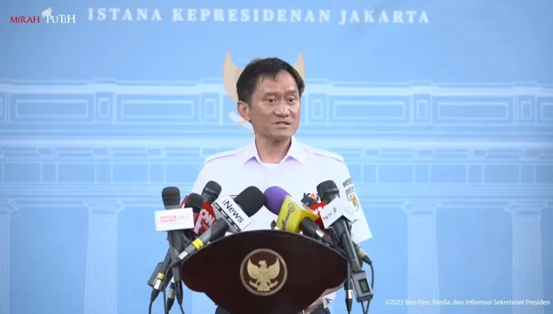 Direktur Utama PT Kereta Api Indonesia (KAI) Bobby Rasyidin