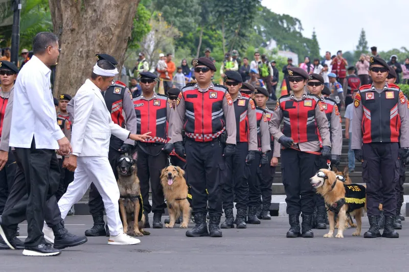 Gubernur Jawa Barat Dedi Mulyadi
