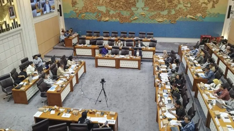 Wakil Ketua Komisi VII DPR RI Lamhot Sinaga 