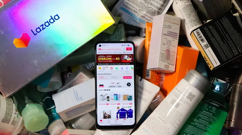 illustrasi Pemanfaatan AI dalam fitur AI Lazzie Lazada