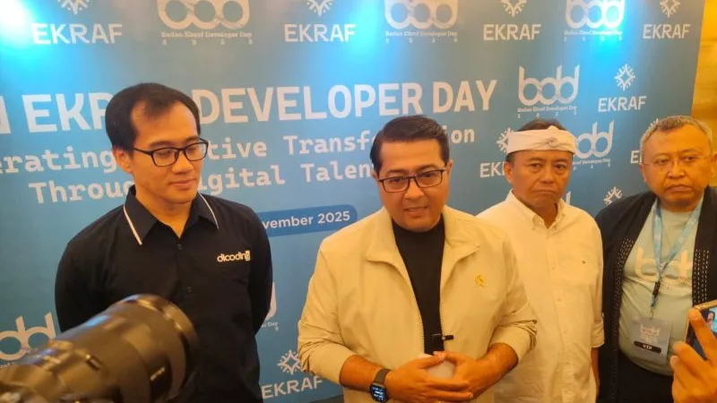 Menteri Ekraf Teuku Riefky Harsya