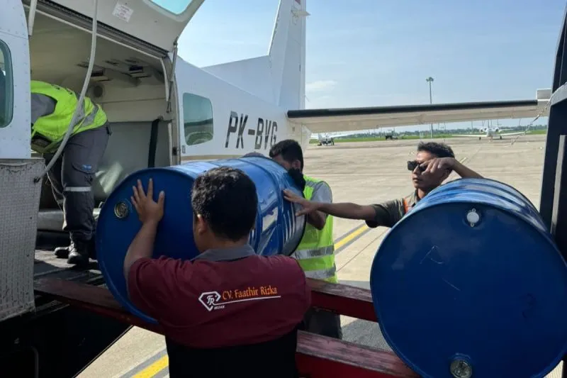 Pertamina pasok BBM ke Aceh Tengah lewat udara