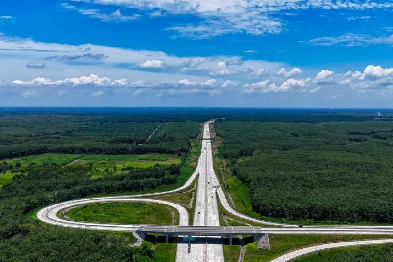 Ruas Tol Kuala Tanjung-Tebing Tinggi-Parapat (Kutepat) 