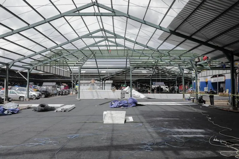 tempat penampungan sementara (TPS) Pasar Induk Kramat Jati, Jakarta Timur