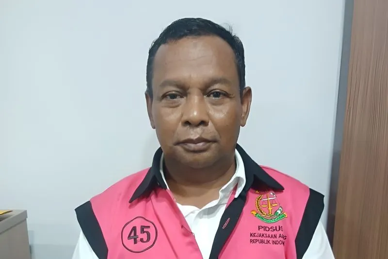 P, tersangka dugaan korupsi kasus dugaan korupsi dana ZIS Baznas Enrekang