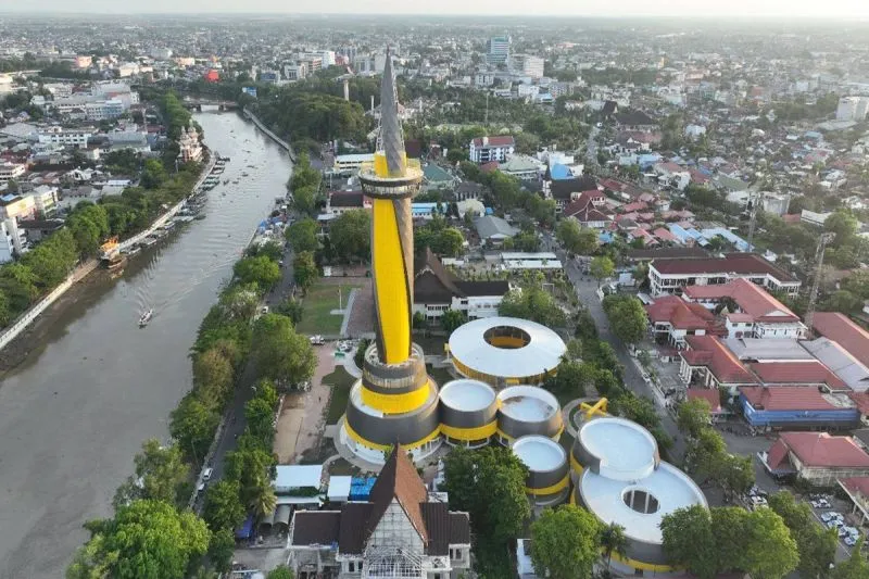 Pemerintah Provinsi Kalimantan Selatan (Kalsel) menargetkan pembangunan Tugu Nol Kilometer 