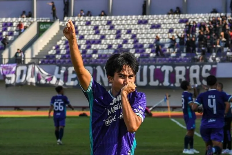 Pesepak bola Persita Tangerang Yardan Yafi 