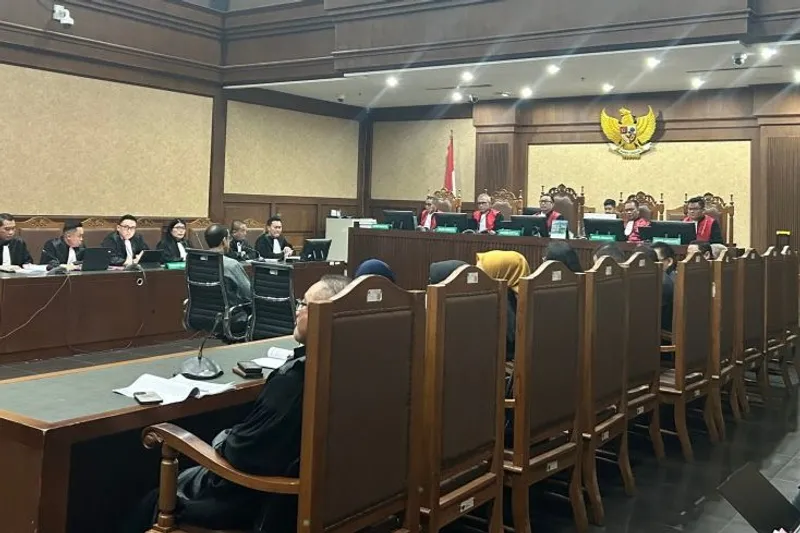Sidang perdana kasus dugaan korupsi laptop Chromeboon yang menyeret Nadiem Makarim 