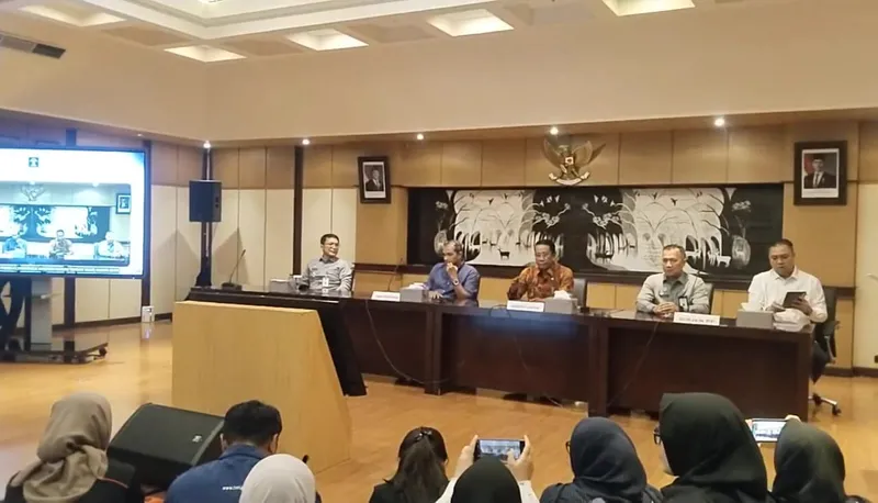 Wakil Menteri Hukum Edward Omar Sharif Hiariej 