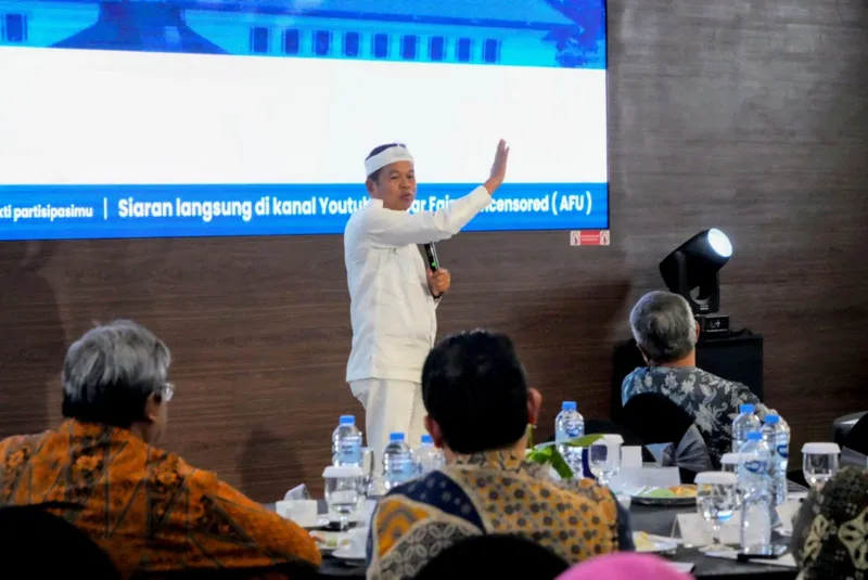 Gubernur Jawa Barat Dedi Mulyadi