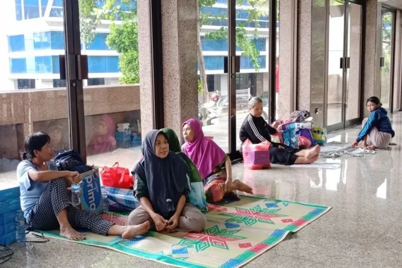 Warga RW 04 Cipinang Melayu 