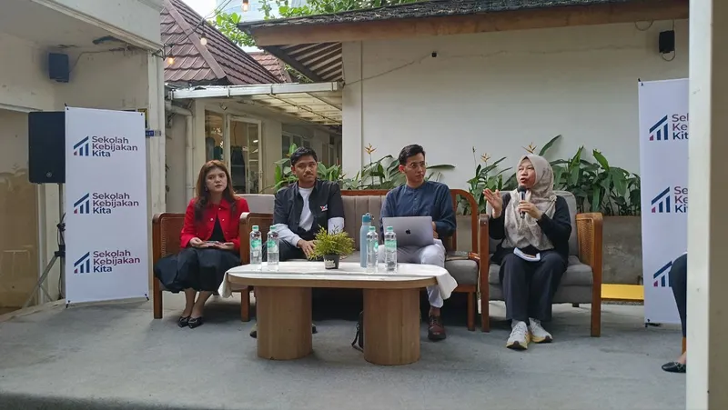 Diskusi Publik Sekolah Kebijakan Kita bertajuk Polemik Pilkada Tidak Langsung Melalui DPRD 