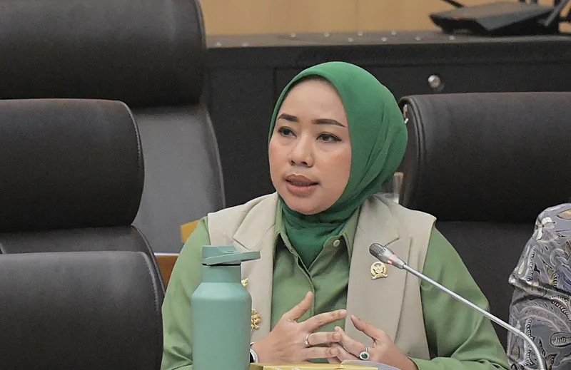 Anggota Komisi XII DPR RI, Ratna Juwita Sari 
