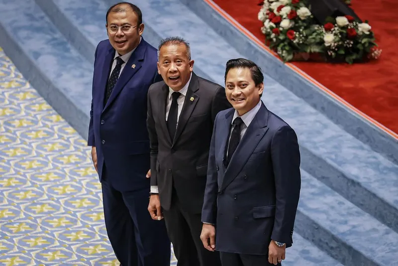 antarafoto-dpr-setujui-thomas-djiwandono-menjadi-deputi-gubernur-bi-1769498217-1