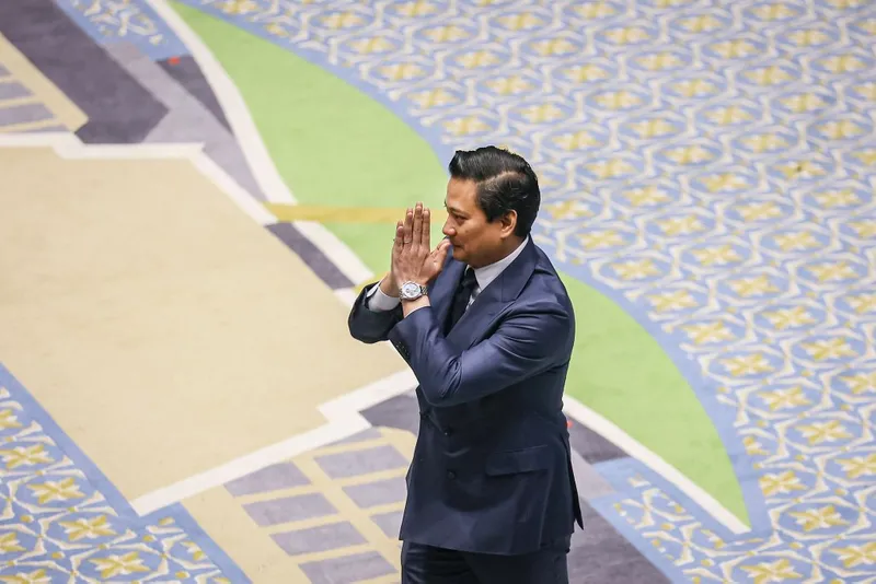 antarafoto-dpr-setujui-thomas-djiwandono-menjadi-deputi-gubernur-bi-1769498250-1