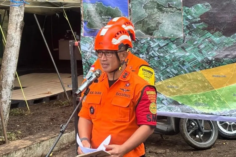 Kepala Kantor SAR Bandung Ade Dian 