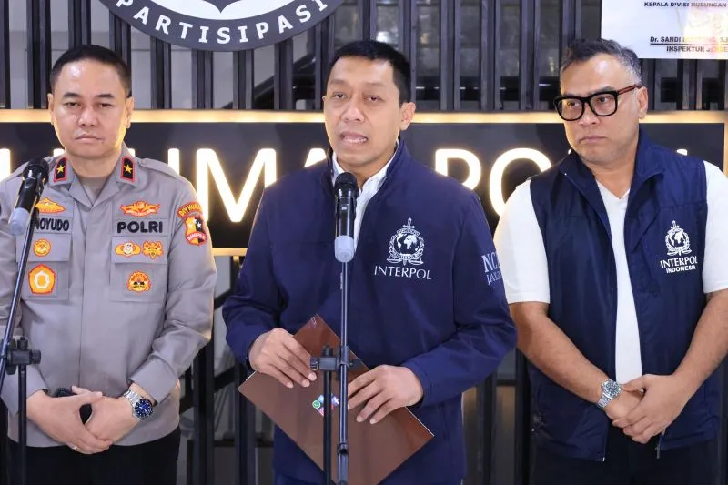 Sekretaris NCB Interpol Indonesia Divhubinter Polri Brigjen Pol Untung Widyatmoko
