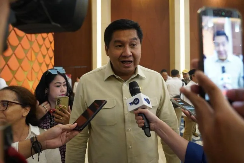 Menteri Perumahan dan Kawasan Permukiman (PKP) Maruarar Sirait