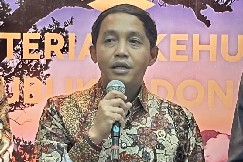Menteri Kehutanan (Menhut) Raja Juli Antoni 