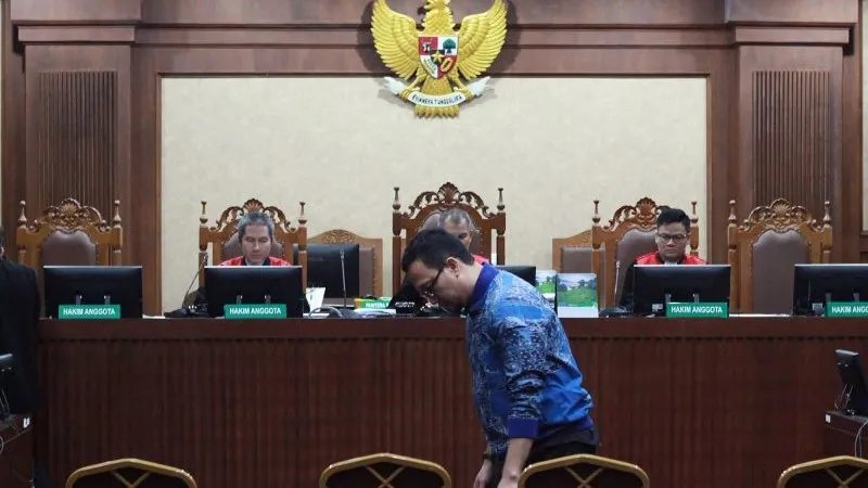 Terdakwa kasus dugaan suap terhadap putusan lepas perkara korupsi 