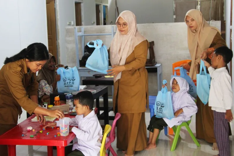 antarafoto-pembagian-mbg-ramadhan-di-slb-dumai-1771927203-1