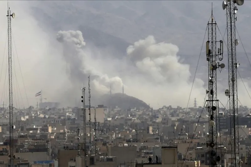 serangan di dekat Universitas Teheran, Iran