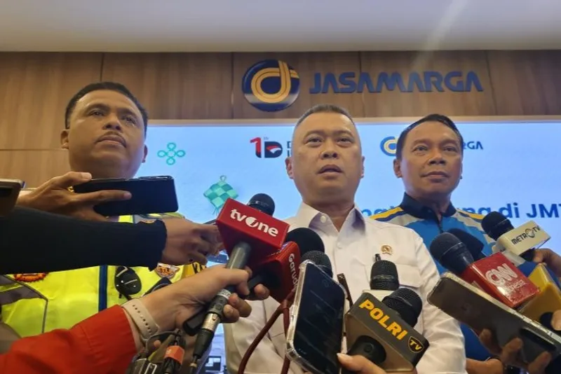 Menteri Perhubungan Dudy Purwagandhi 