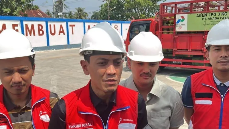 Sales Area Manager PT. Pertamina Patra Niaga Sumbagut Wilayah Sumatera Barat Fakhri Rizal