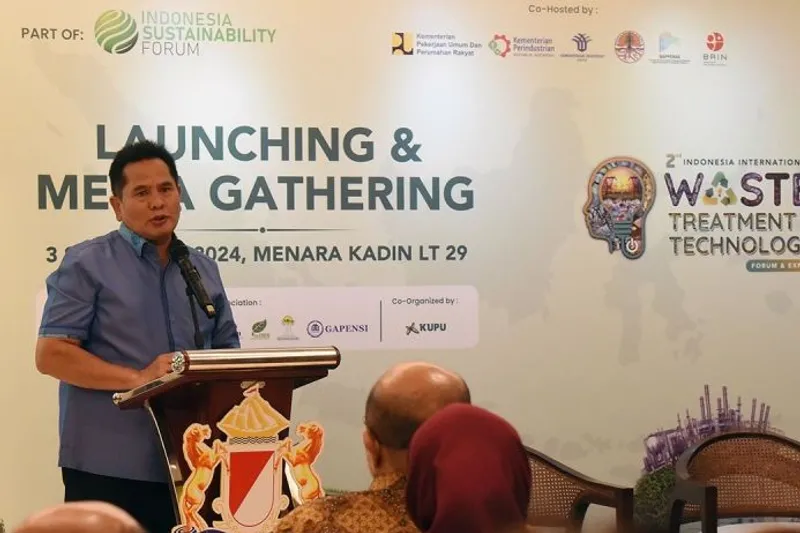 Wakil Ketua Umum Kadin Indonesia Bidang Pengembangan Otonomi Daerah Sarman Simanjorang 